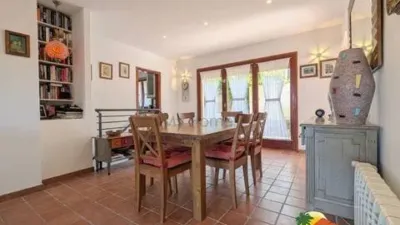 Chalet on Avinguda dels Arbres photo 11