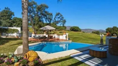 Chalet on Calle Lago de Cala Golf photo 45