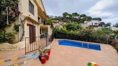 Chalet on Avinguda dels Arbres photo 25