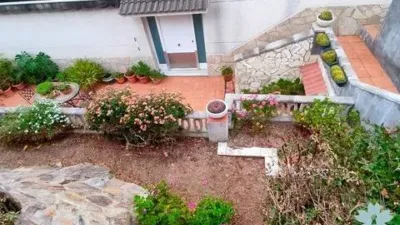 Chalet en Torrelles de Llobregat photo 3