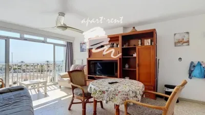 Apartment in Empuriabrava photo 10