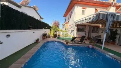 Casa en Alfacar photo 2