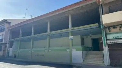 Edificio en venta en Casas-Ibáñez - Vista 2