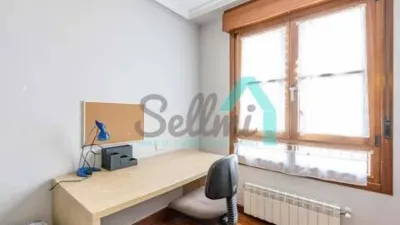 Piso en alquiler en Masip-La Ería-La Argañosa-Parque del Oeste, Masip-La Ería-La Argañosa-Parque del Oeste (Oviedo) de 895 €<span>/mes</span>
