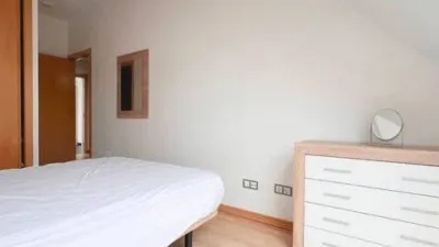 Piso – Cariño, A Solana - Más