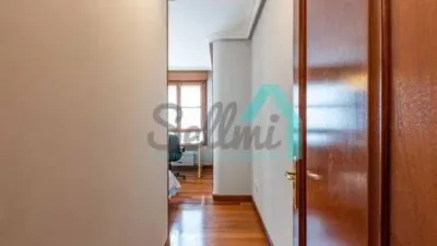 Piso en alquiler en Masip-La Ería-La Argañosa-Parque del Oeste, Masip-La Ería-La Argañosa-Parque del Oeste (Oviedo) de 895 €<span>/mes</span>