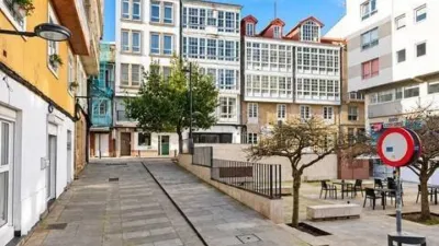 Edificio en venta en Cidade Vella-Atochas-Pescadería - Vista 2