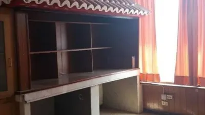Local comercial en venta en Calle Avenida Das Pias, 22 - Más