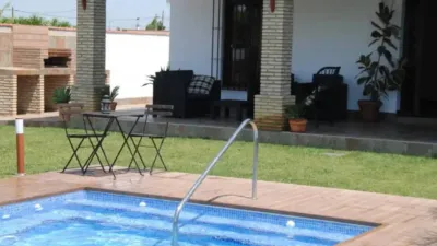 Chalet en alquiler en Carretera de Barrio Nuevo, Barrio Nuevo (Conil de la Frontera) de 1.100 €<span>/mes</span>