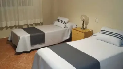 Piso en alquiler en Calle de Romea, Linarejos (Linares) de 550 €<span>/mes</span>