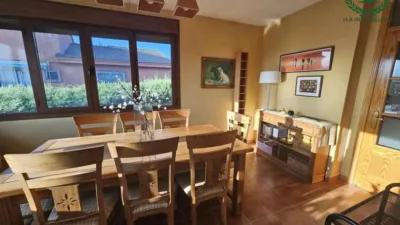 Chalet in El Molar photo 11