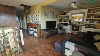 Chalet in El Molar photo 9
