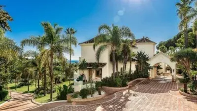 Chalet in El Paraíso-Atalaya-Benamara