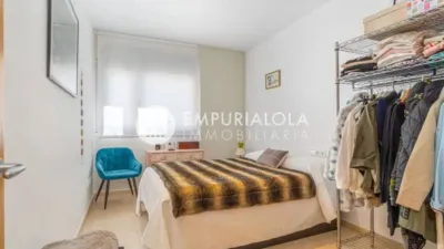 Piso en venta en Carrer de Viena, cerca de Carrer d' Osla, Els Grecs-Mas Oliva (Roses) de 215.000 €