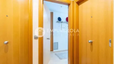 Piso en venta en Carrer de Viena, cerca de Carrer d' Osla, Els Grecs-Mas Oliva (Roses) de 215.000 €