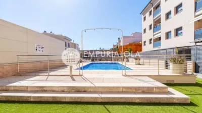 Piso en venta en Carrer de Viena, cerca de Carrer d' Osla, Els Grecs-Mas Oliva (Roses) de 215.000 €