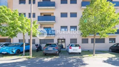 Piso en venta en Carrer de Viena, cerca de Carrer d' Osla, Els Grecs-Mas Oliva (Roses) de 215.000 €