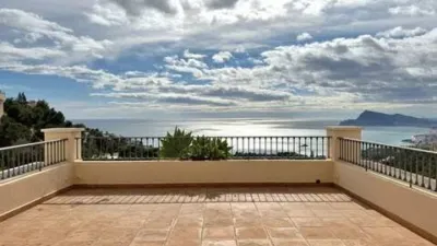 Penthouse on Calle de Alemania photo 17