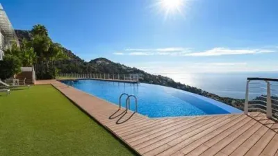 Penthouse on Avinguda de Europa photo 15