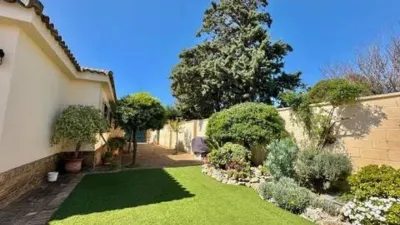 Chalet on Calle del Pintor Berruguete photo 2