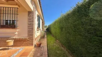 Chalet on Calle del Pintor Berruguete photo 3