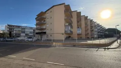 Piso en venta en Avinguda de la Bocana, cerca de Avinguda de la Platja, Santa Margarida (Roses) de 175.000 €