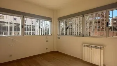 Piso en alquiler en Calle de Vegafría - Imagen 5