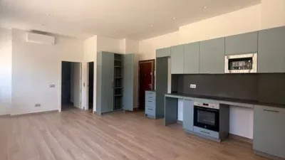 Piso en alquiler en Calle de Vegafría - Imagen 2