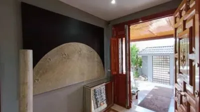 Chalet on Calle de Murillo photo 6