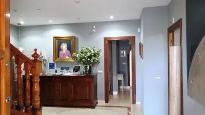 Chalet on Calle de Murillo photo 7