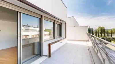 Chalet en alquiler en Centre, Centre (Distrito Centre-Covadonga. Sabadell) de 3.110 €<span>/mes</span>