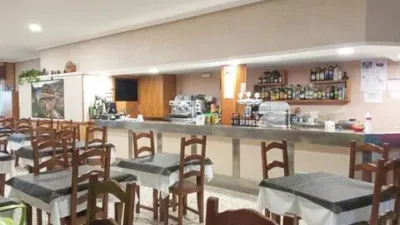 Chalet en venta en Calle Minas, Castellote de 300.000 €