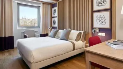 Casa adosada en alquiler en Centre, Centre (Distrito Centre-Covadonga. Sabadell) de 3.110 €<span>/mes</span>