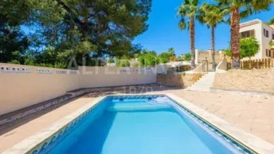 Chalet on Carrer Castanyers photo 33