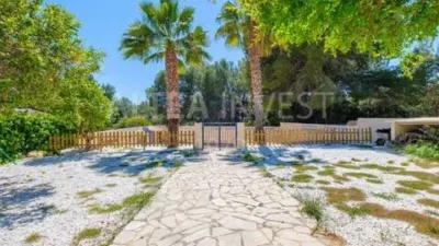 Chalet on Carrer Castanyers photo 36