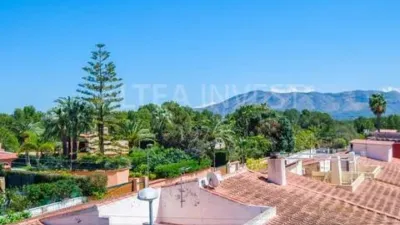 Chalet on Carrer Castanyers photo 40