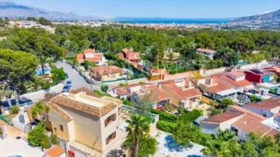 Chalet on Carrer Castanyers photo 48