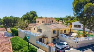 Chalet on Carrer Castanyers photo 49
