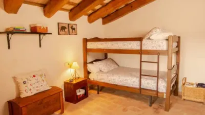 Rustic house on Carrer de la Industria photo 19