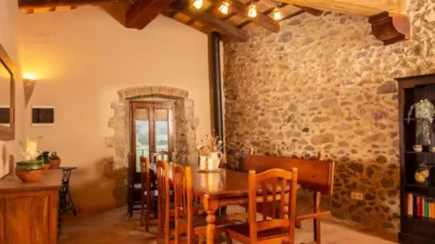 Rustic house on Carrer de la Industria photo 23