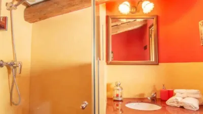 Rustic house on Carrer de la Industria photo 25