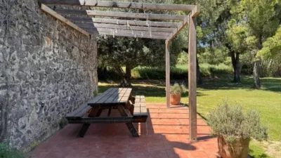 Rustic house on Carrer de la Industria photo 39