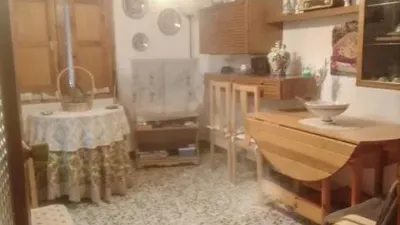 Casa rústica en venta en Calle Mayor, Oliete de 65.000 €