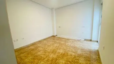 Piso – Torrevieja - Vista 2