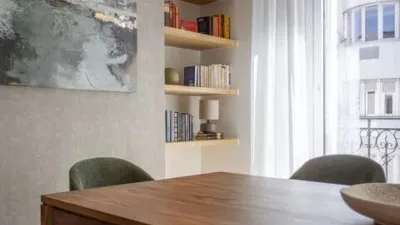 Piso en alquiler en Recoletos - Imagen 2