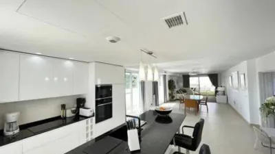 Penthouse in Núcleo photo 2