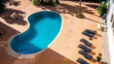 Top-floor apartment on Calle de Gibraltar photo 15