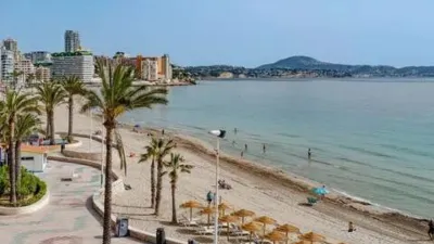 Top-floor apartment on Calle de Gibraltar photo 30