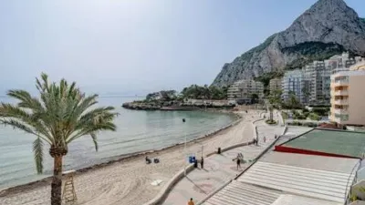 Top-floor apartment on Calle de Gibraltar photo 37