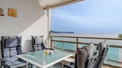 Top-floor apartment on Calle de Gibraltar photo 38